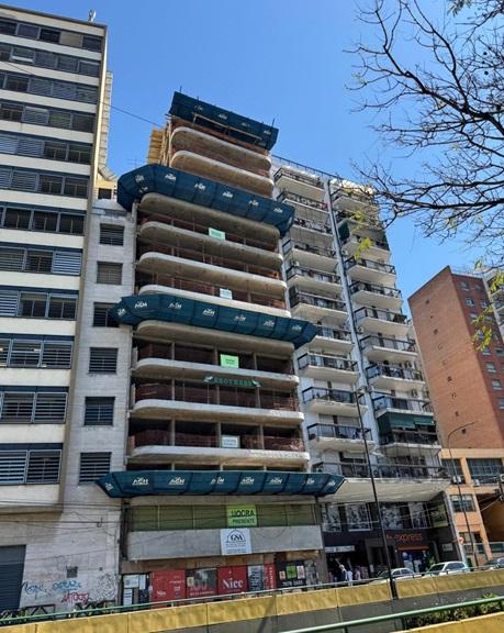 Edificio a Estrenar En construcción