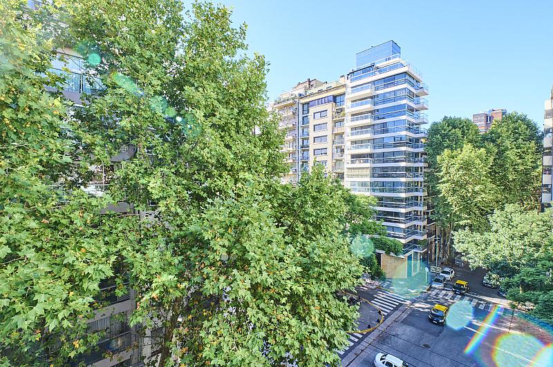 Edificio a Estrenar En construcción