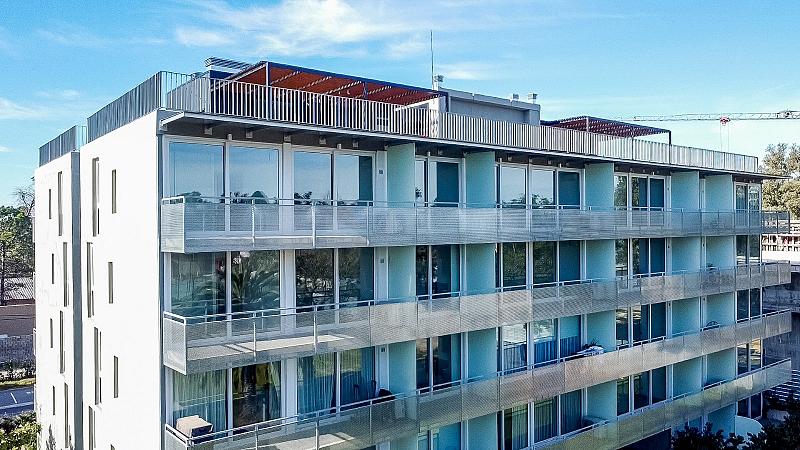 Edificio de Condominios En pozo