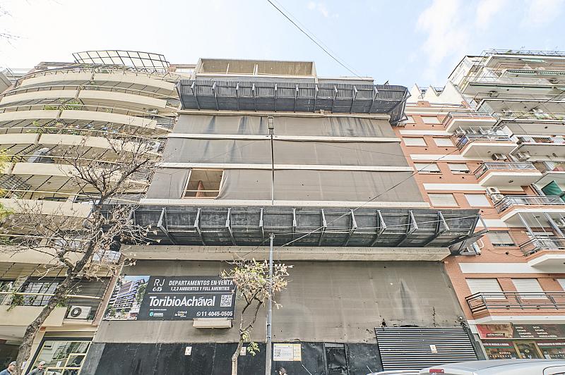Edificio a Estrenar En construcción