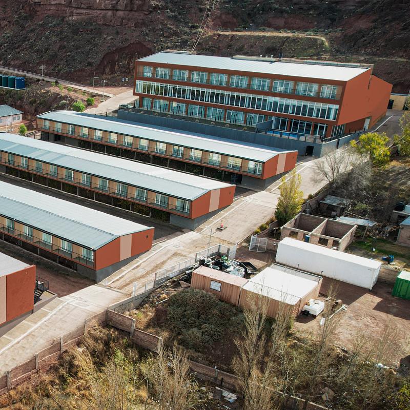 Edificio a Estrenar En construcción