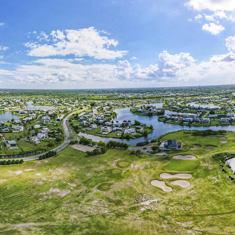 Edificio de Condominios En construcción