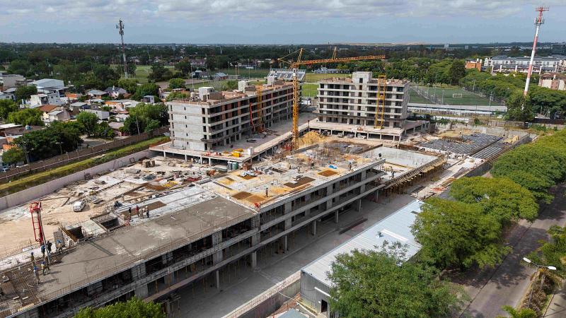 Edificio a Estrenar En construcción