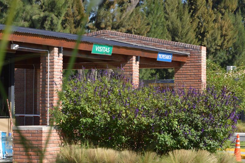 Barrio Cerrado En pozo