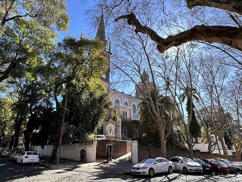 Edificio a Estrenar En construcción
