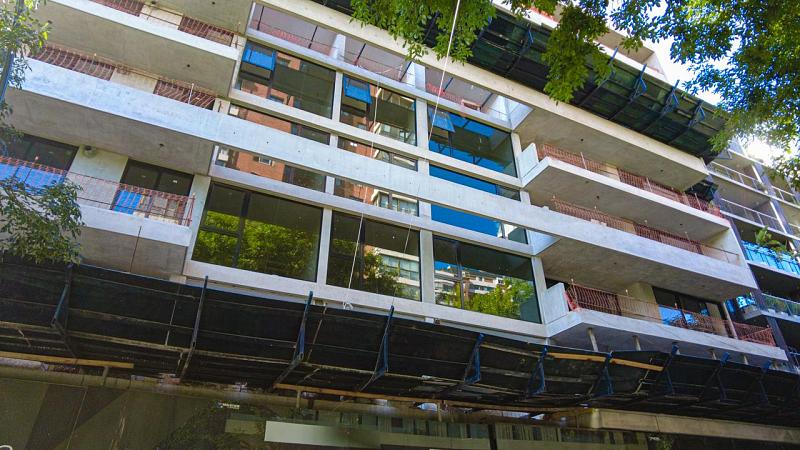 Edificio a Estrenar En construcción