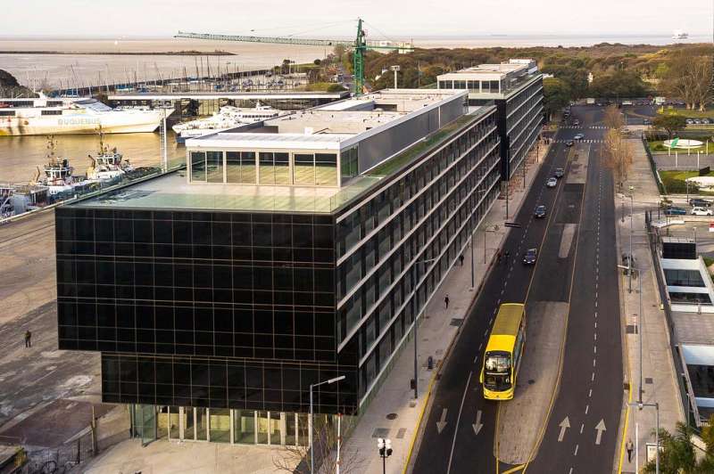 Edificio de Oficinas Terminados