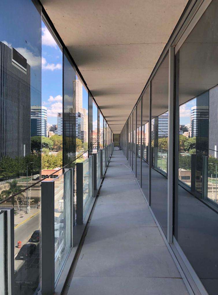 Edificio de Oficinas Terminados