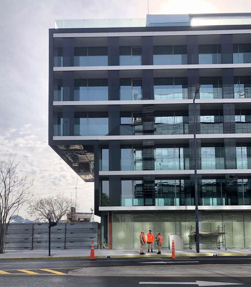 Edificio de Oficinas Terminados
