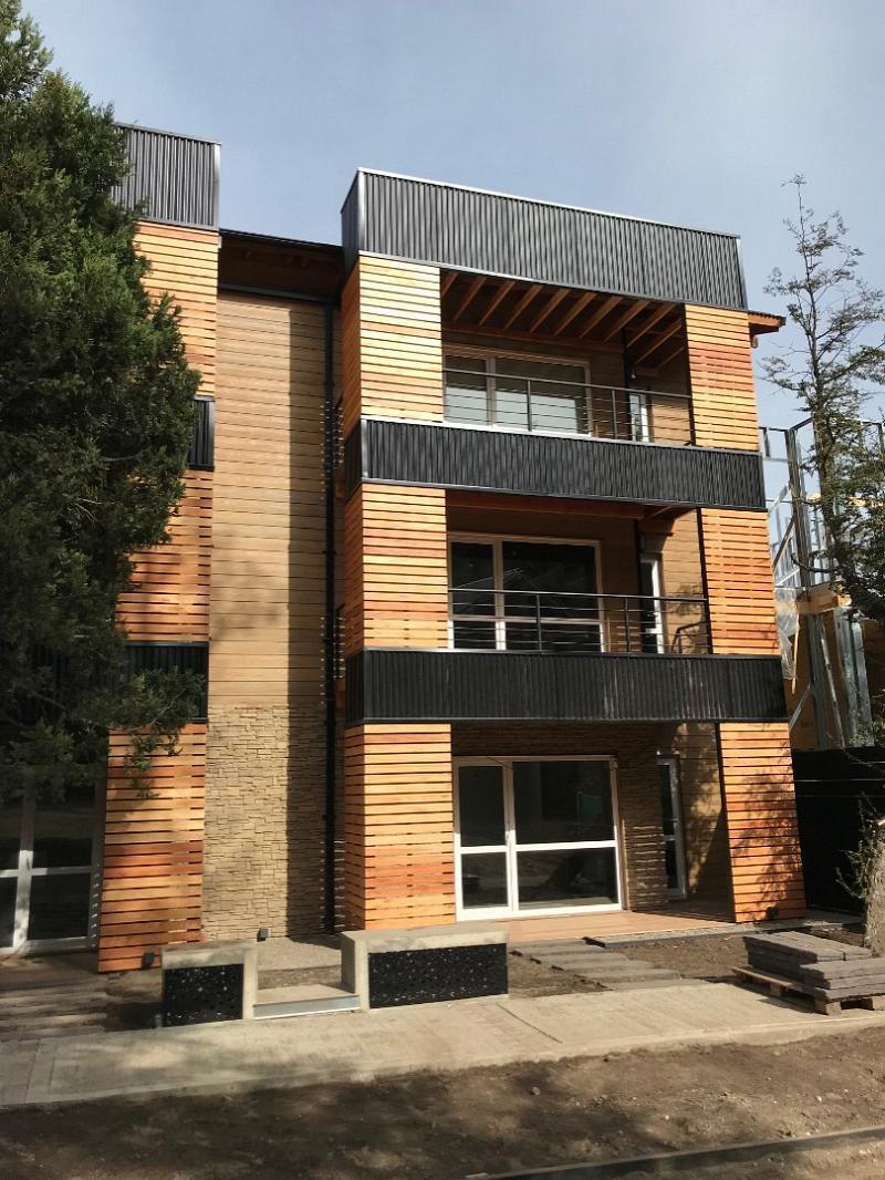 Edificio a Estrenar En pozo