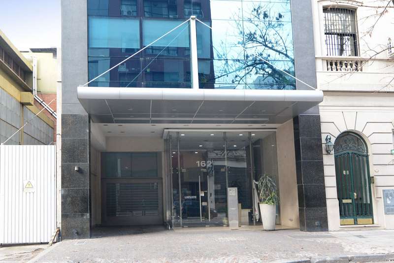 Edificio en Block en alquiler