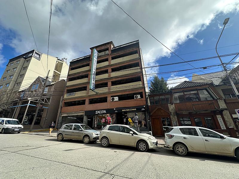 Cochera en venta