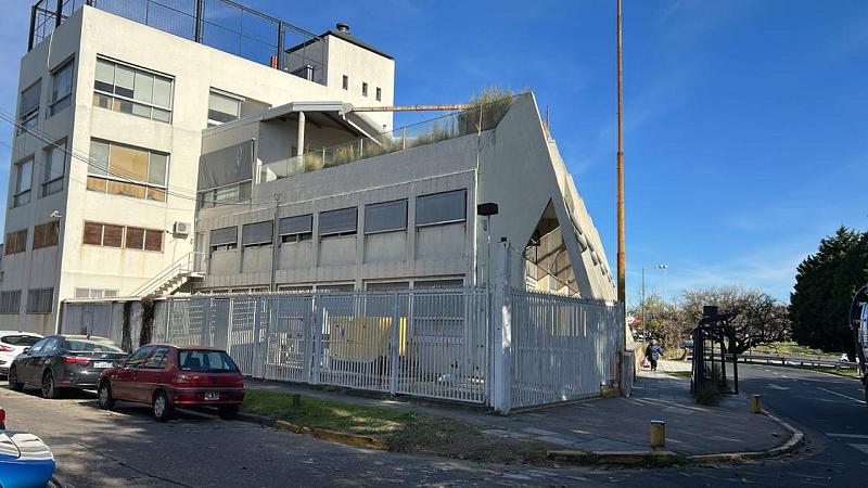 Edificio en Block en alquiler