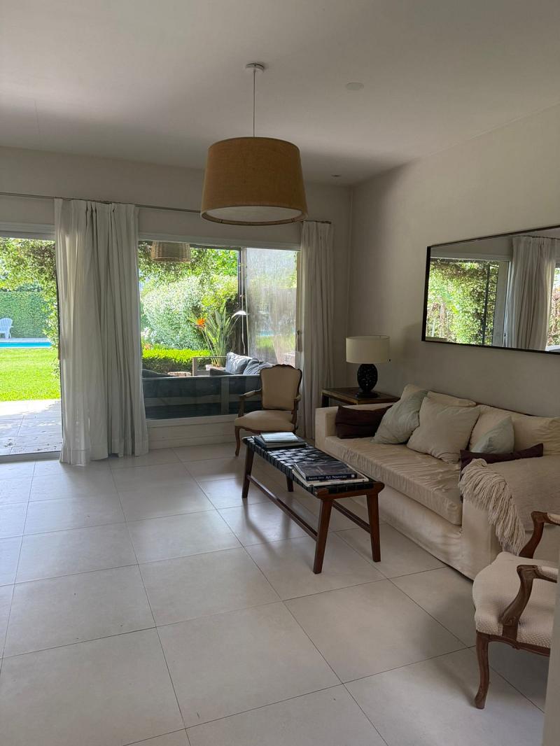 Casa en alquiler