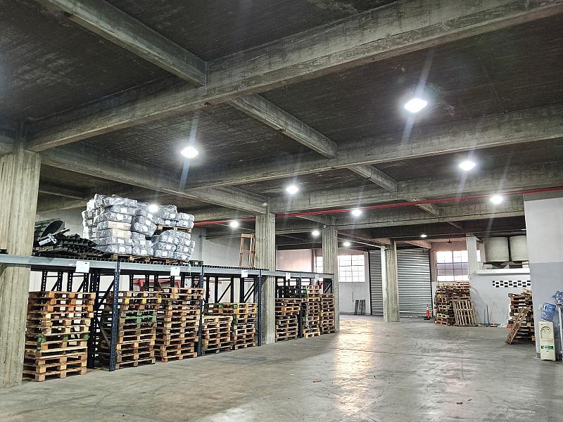 Depósito en venta