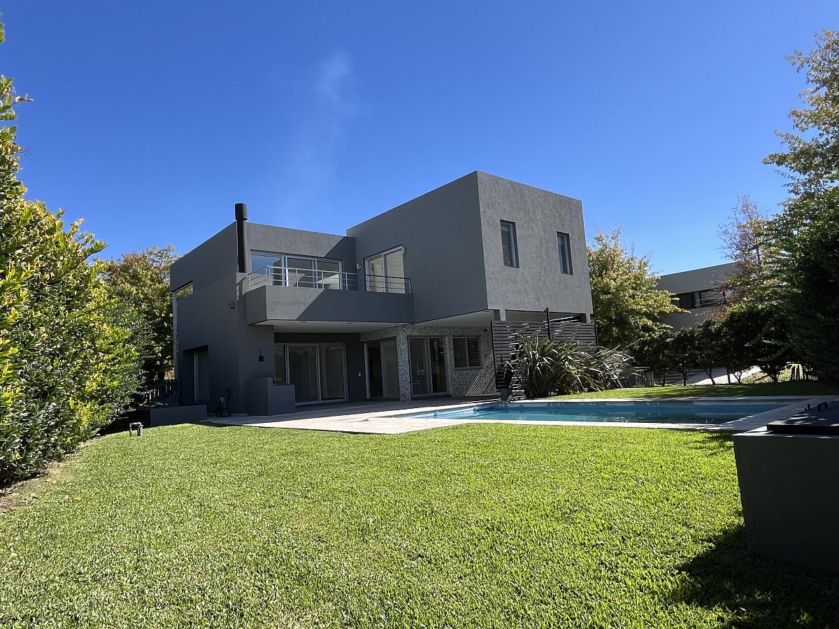 Casa en alquiler