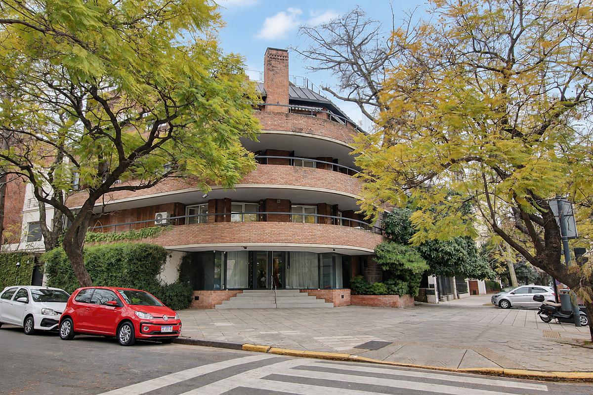 Edificio en Block en alquiler