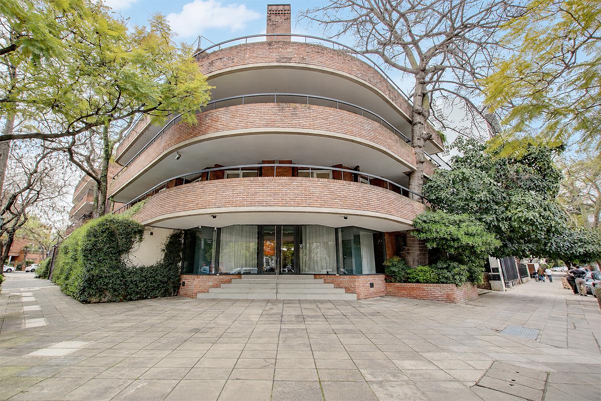 Edificio en Block en alquiler