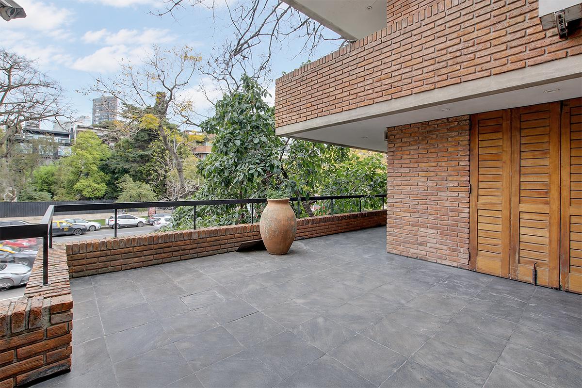 Edificio en Block en alquiler