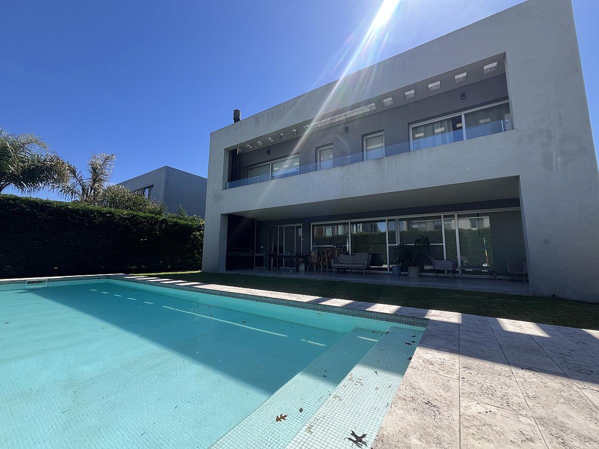 Casa en alquiler
