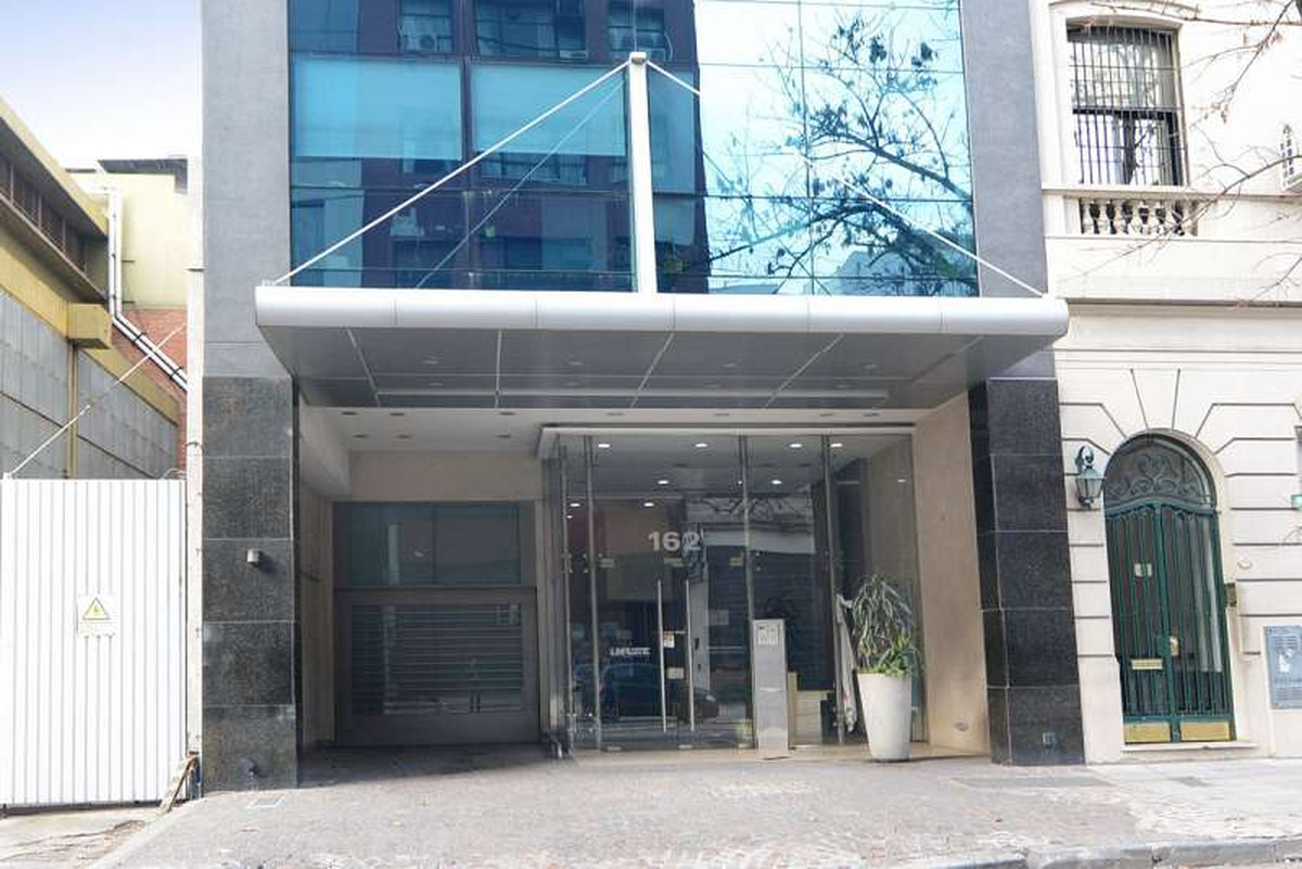 Edificio en Block en alquiler