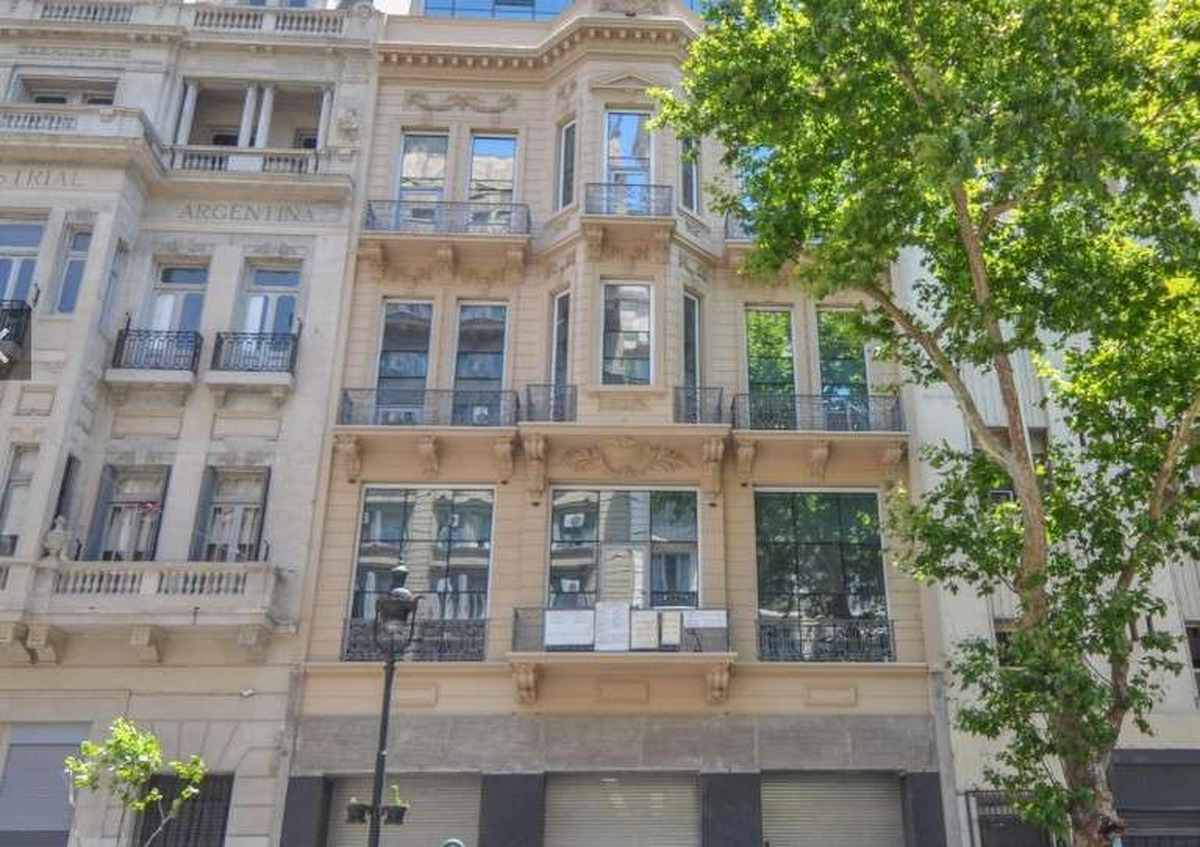Edificio en Block en alquiler