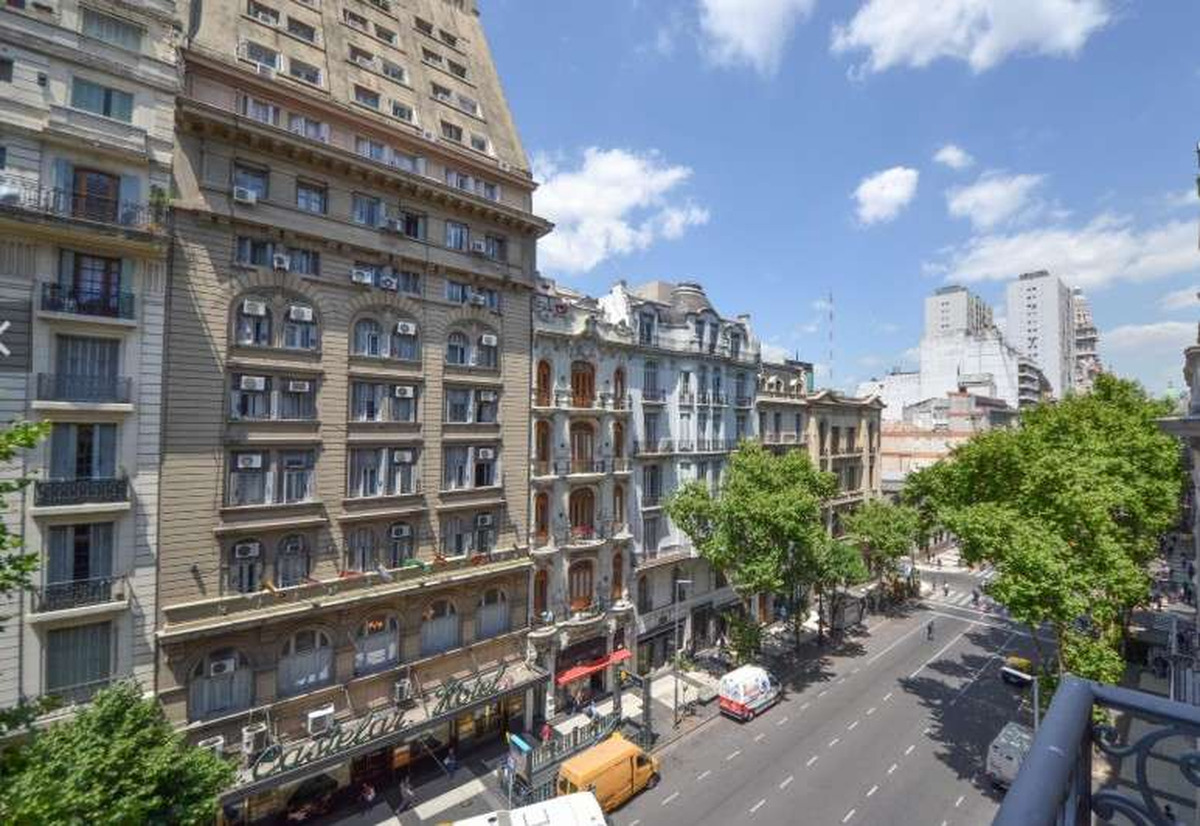 Edificio en Block en alquiler