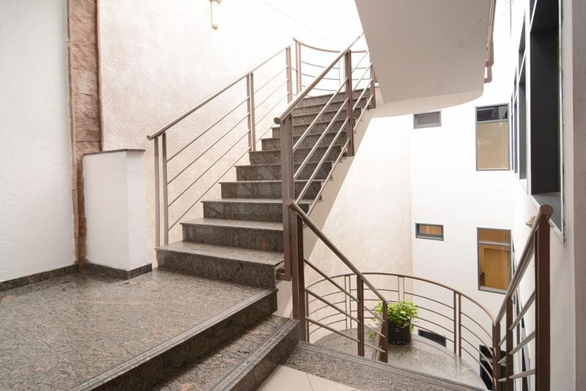 Edificio en Block en alquiler