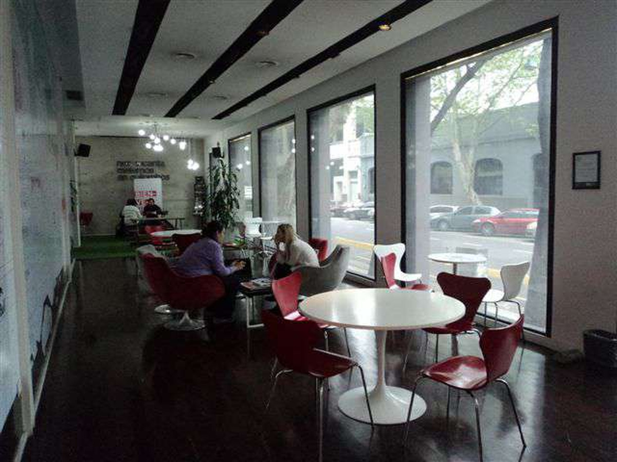 Edificio en Block en alquiler