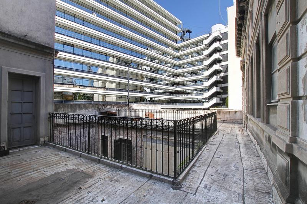 Edificio en Block en venta
