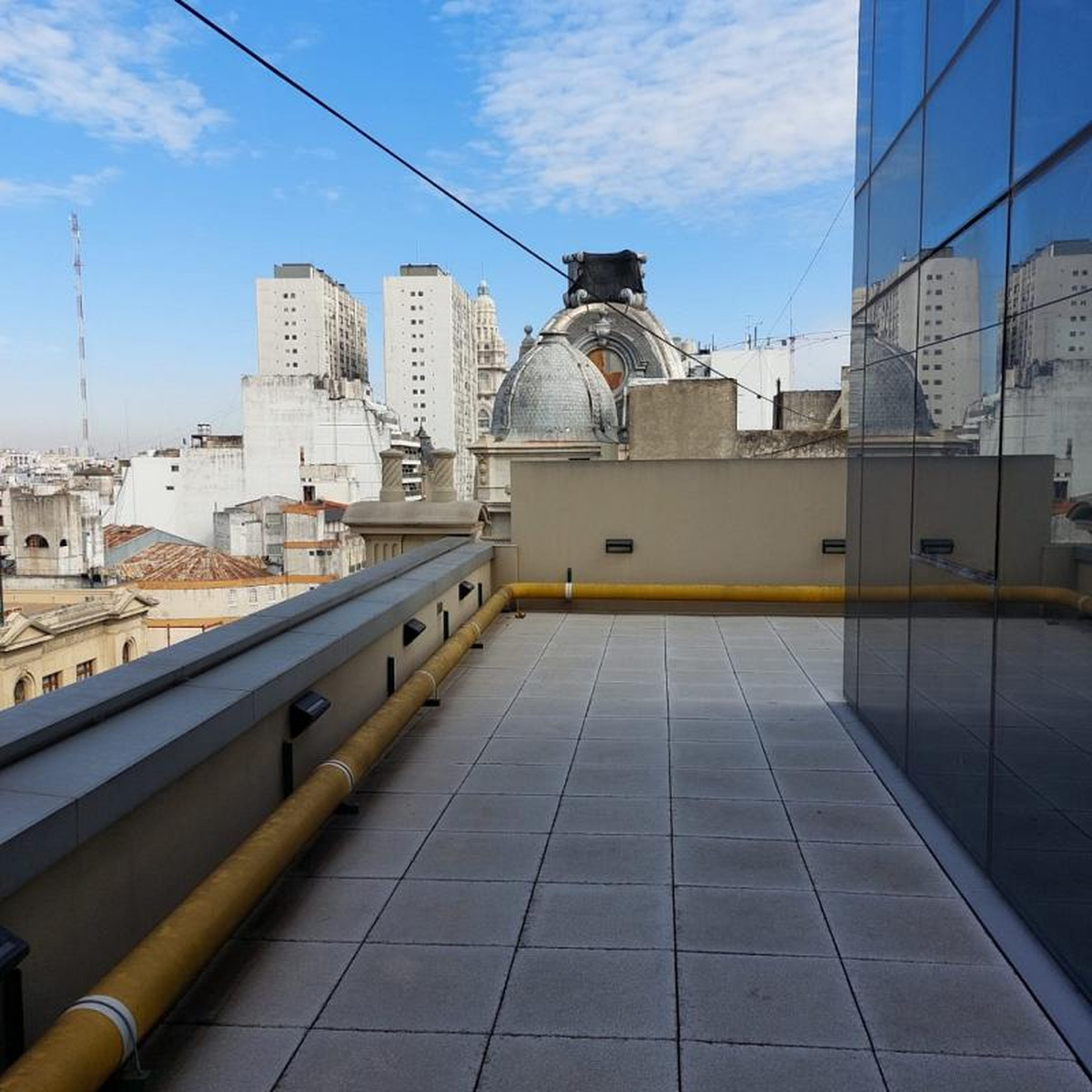 Edificio en Block en alquiler