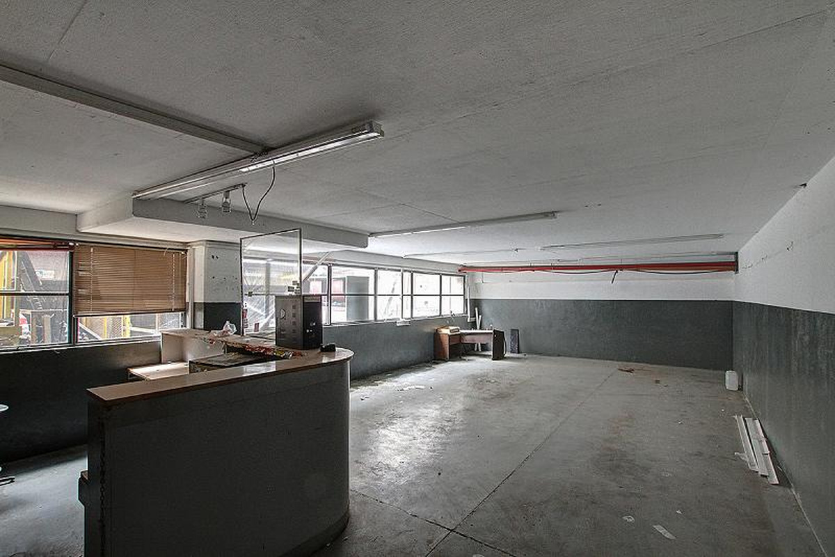 Depósito en venta