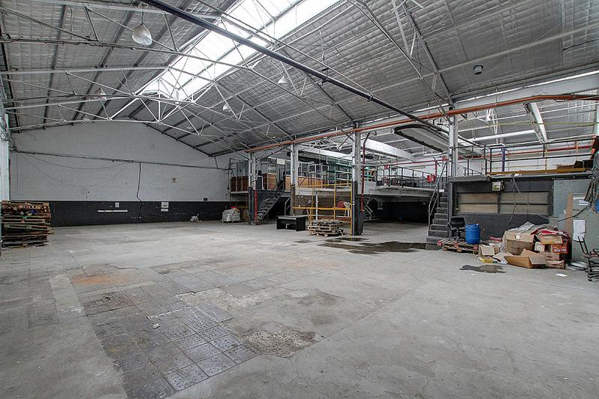Depósito en venta