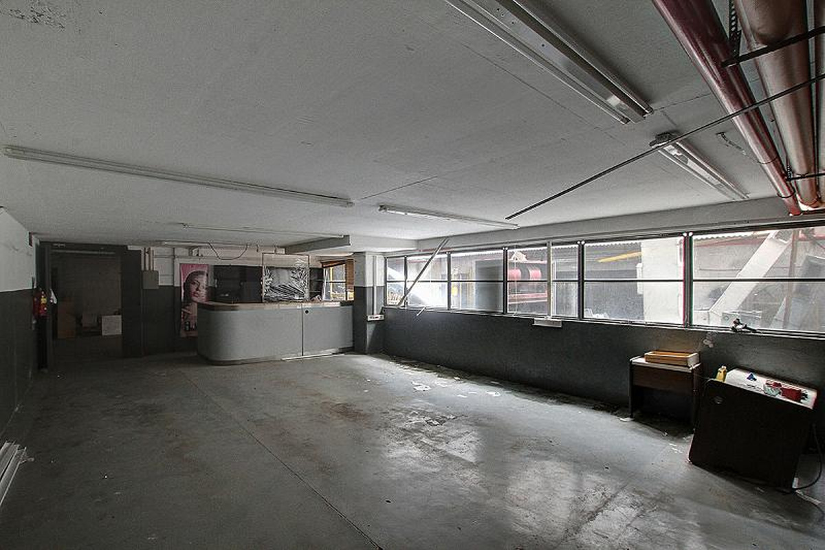 Depósito en venta