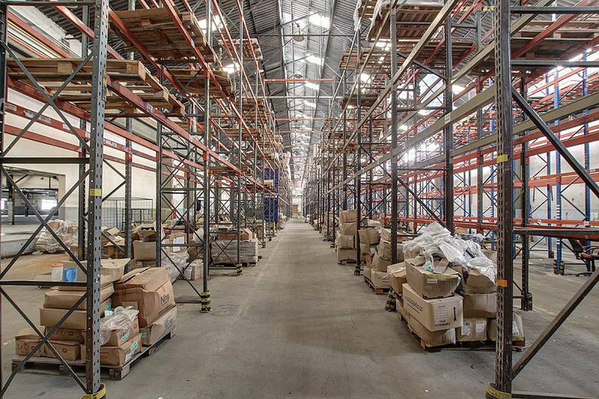 Depósito en venta