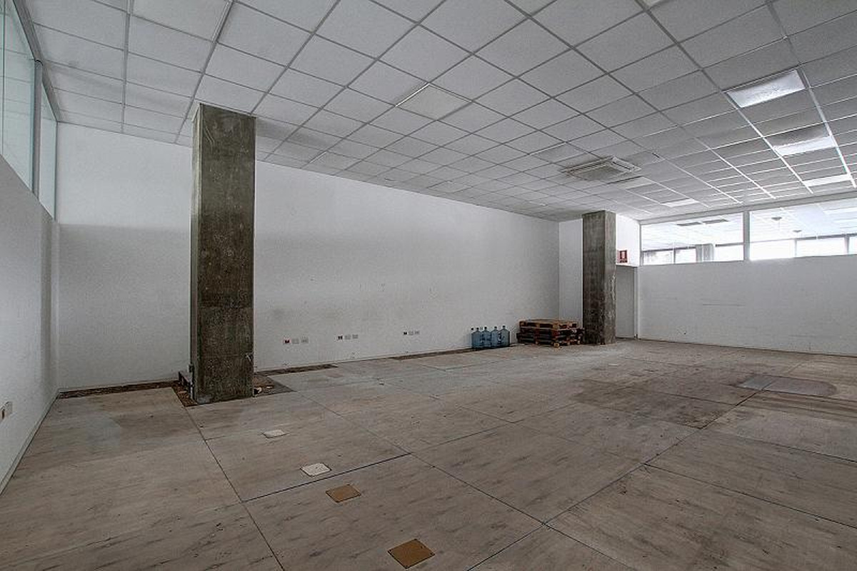 Depósito en venta
