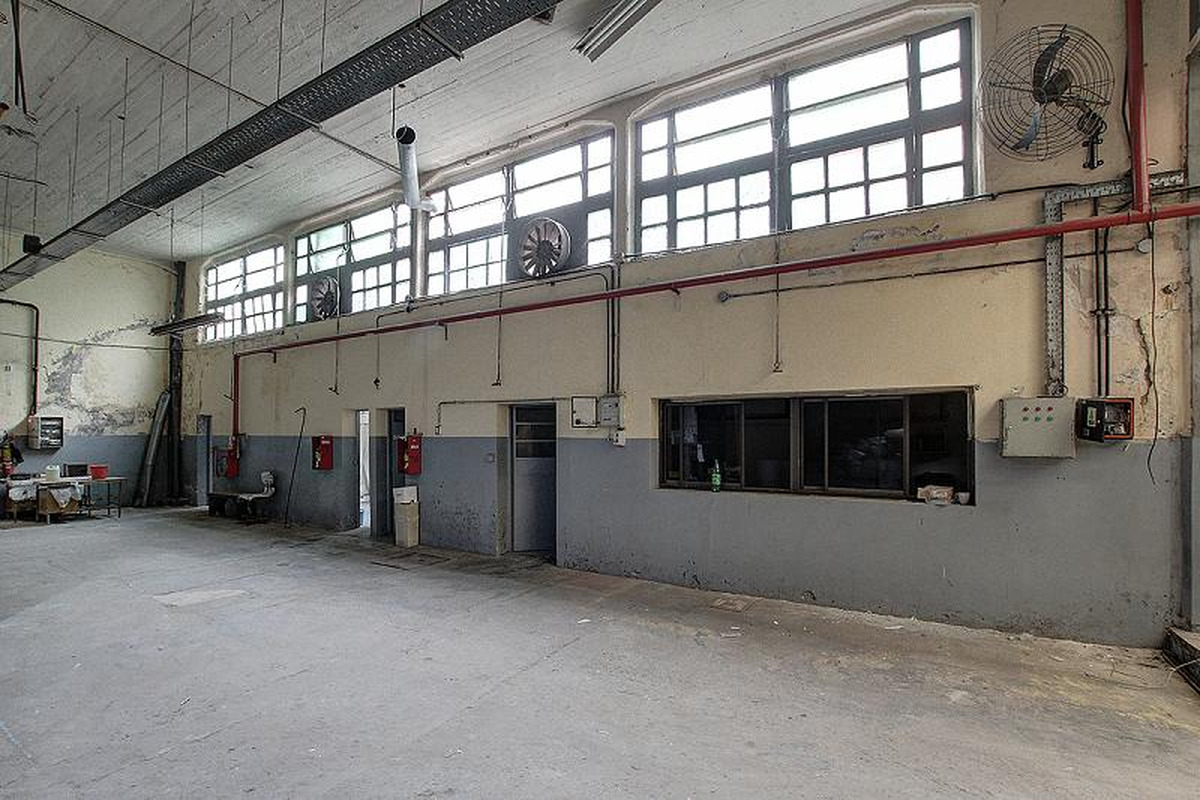 Depósito en venta