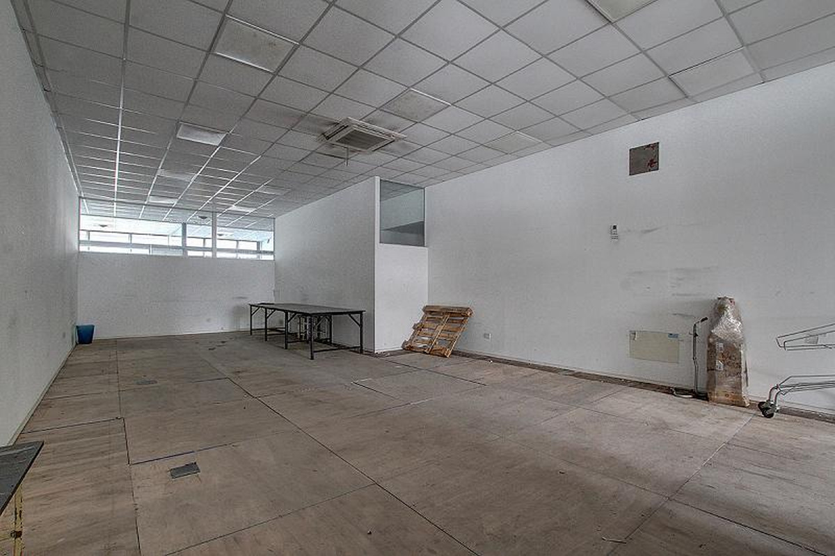 Depósito en venta