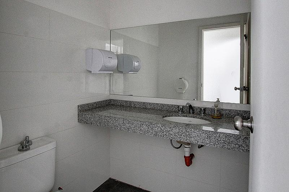 Depósito en venta