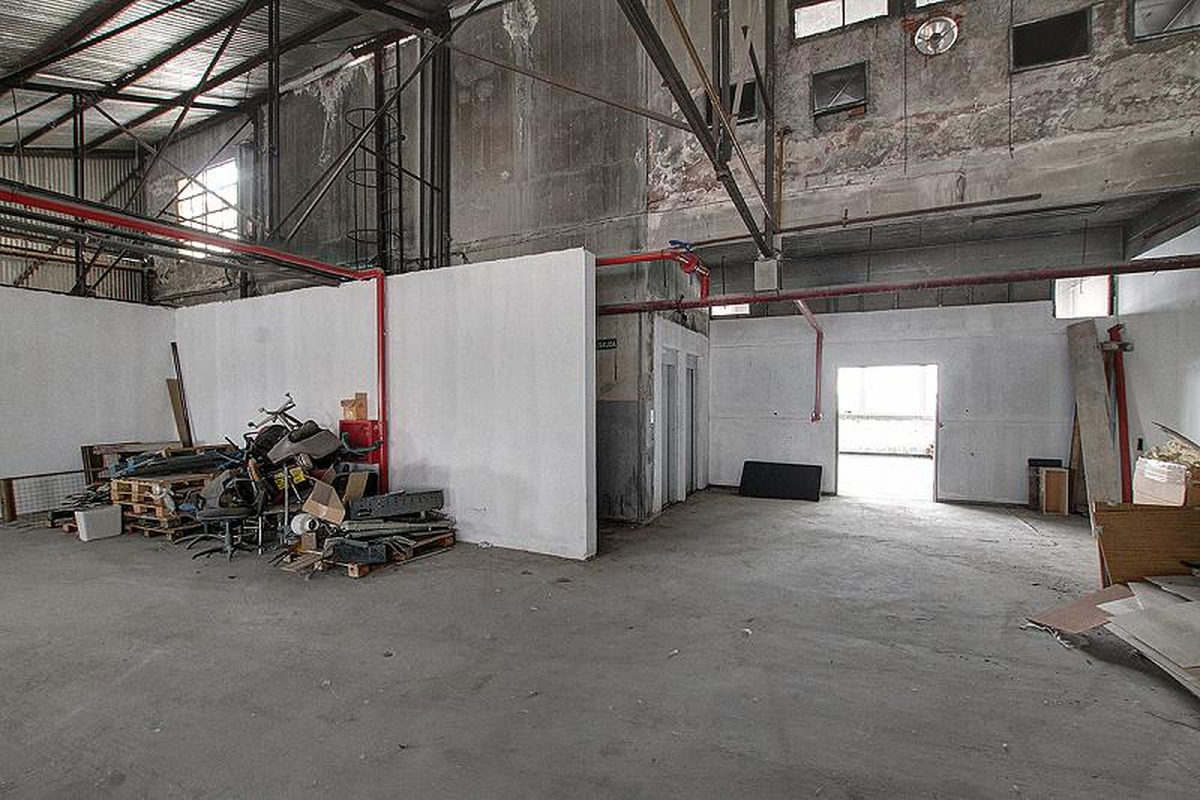 Depósito en venta